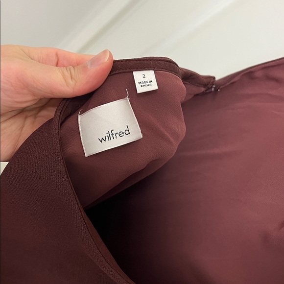 Aritzia Wilfred Jeanie Strappy Midi Dress | Size 2 Burgundy - Picture 5 of 9